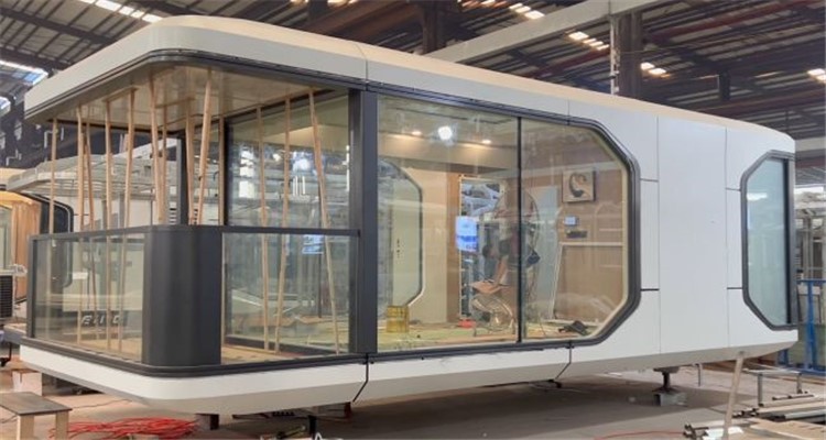 Prefabricated hotel outdoor capsule cabin room with toilet 1